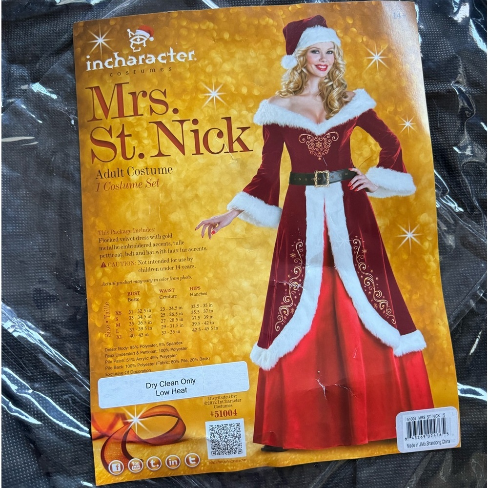 in Character‎ Mrs. St Nick Costume